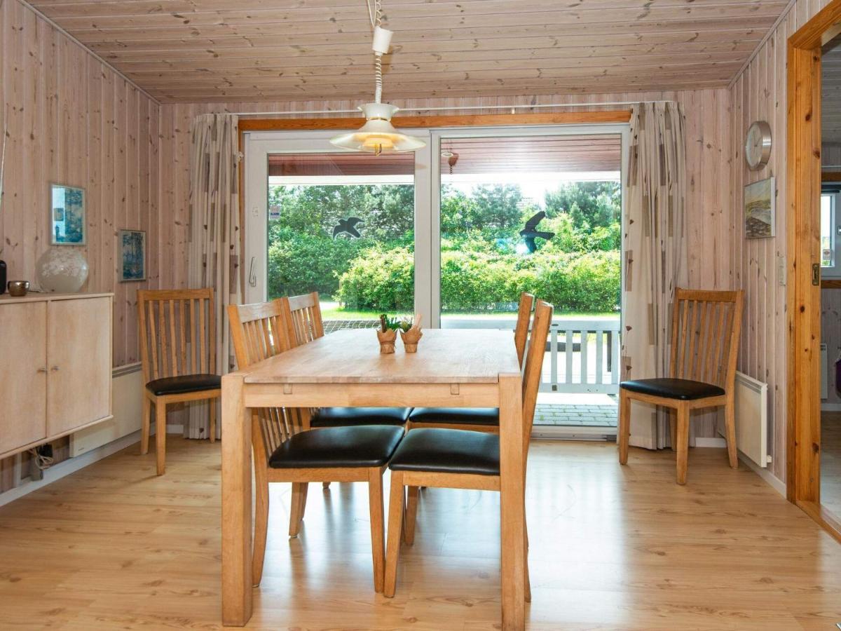 6 Person Holiday Home In Tarm Buitenkant foto